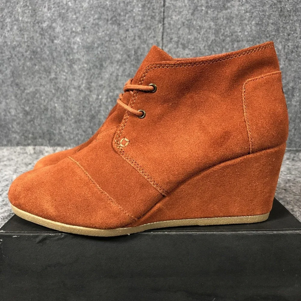 TOMS Boots Womens Size 9 Orange Suede Desert Wedge Lace Up Ankle Booties Shoes‎